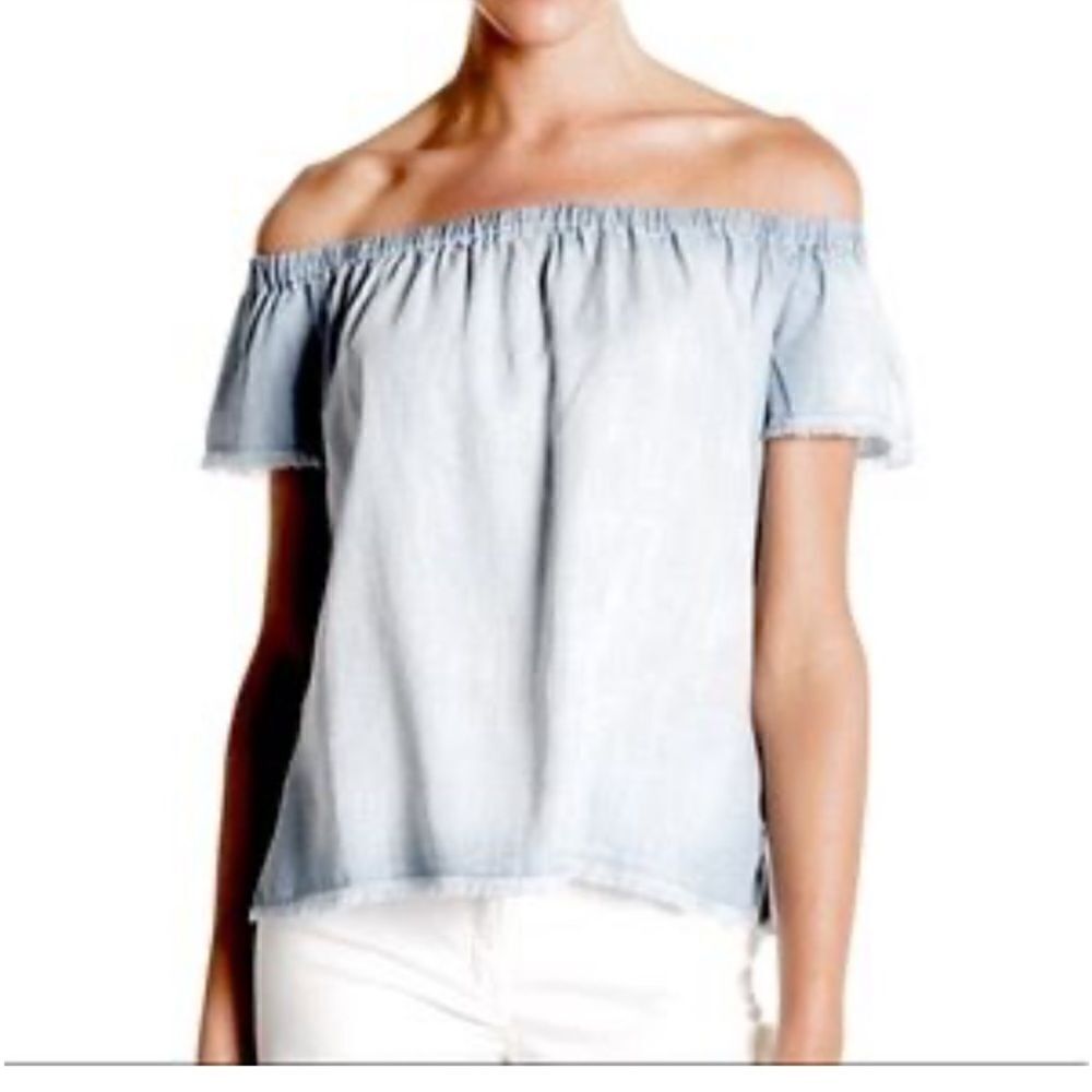 Anthropologie Cloth & Stone Light Wash Chambray Off Shoulder Top Size XS
